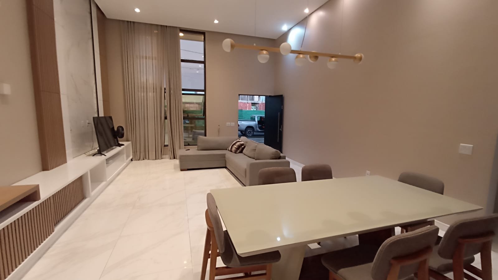 Foto 6 do imóvel casa com praça ceara 1